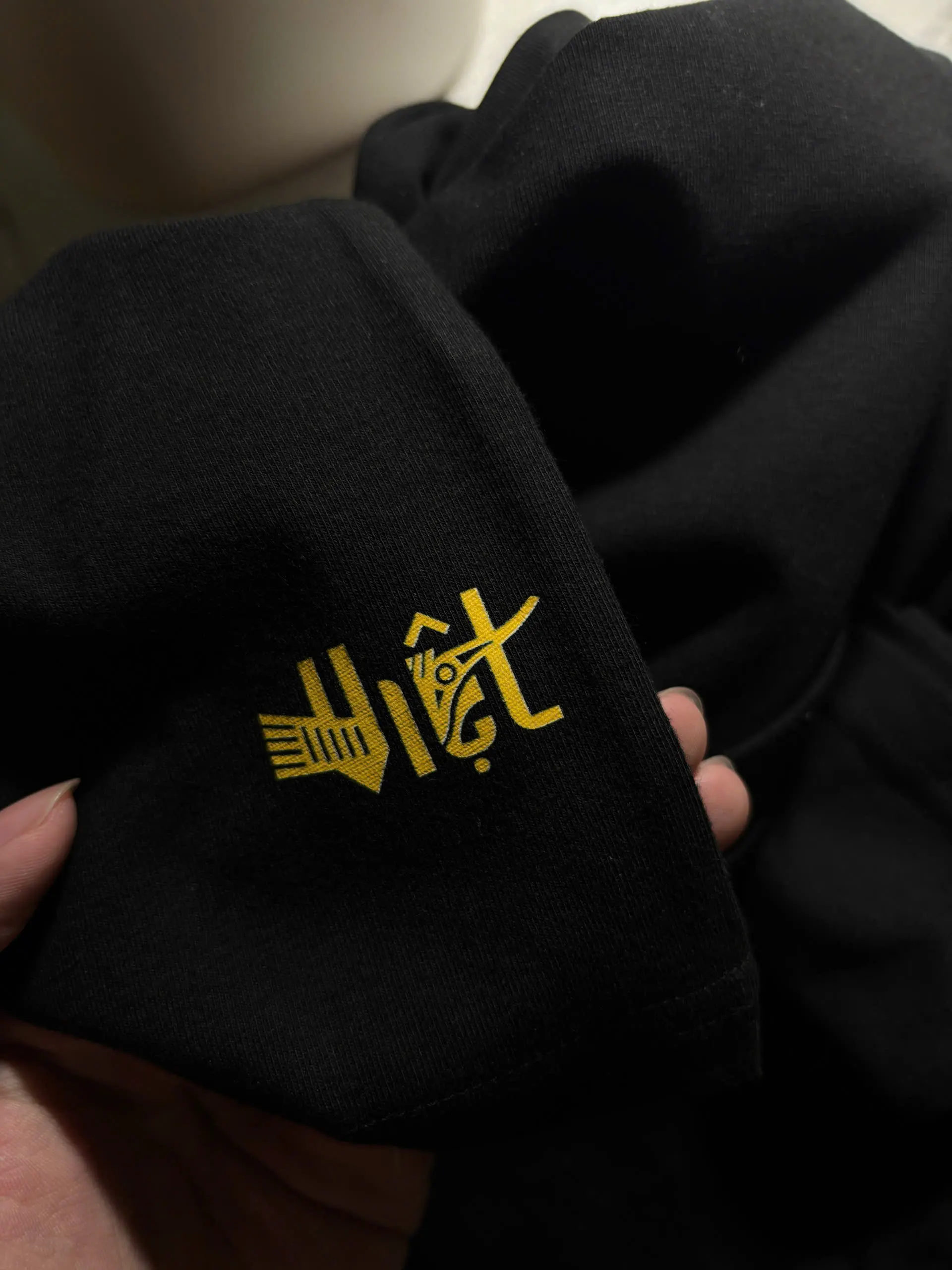 Áo in logo theo yêu cầu
